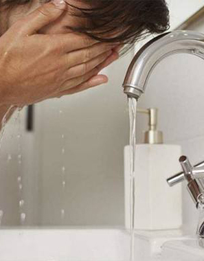 威尼斯正规官网